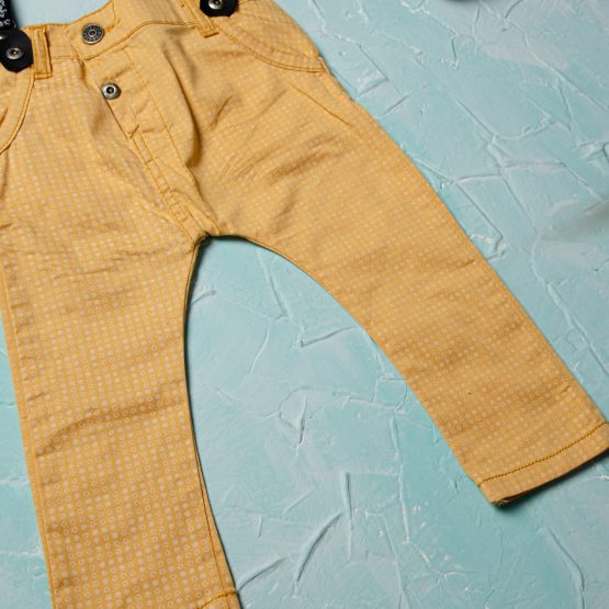 Pantaloni galbeni cu bretele de băieți (1-4 ani)