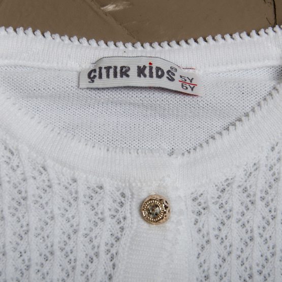 Pulovăraș alb tricotat subțire de fete (5-8 ani)