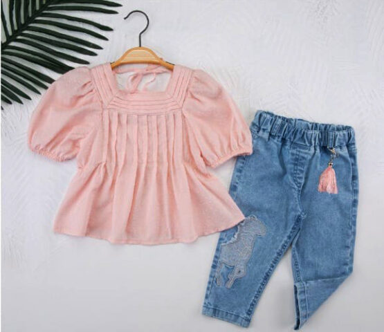 Costum casual pentru fetițe cu bluziță roz și  jeans (1-2-3-4-5 ani)