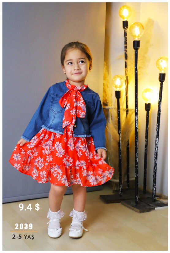 Rochiță roșie cu jachetă de blugi ( 2-5 ani)