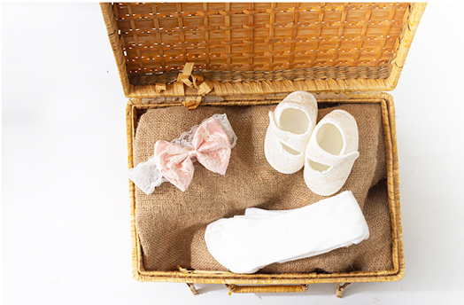 Set de botez elegant cu rochiță bentiță dres și botoșei pentru fetițe (0-3/3-6 luni)