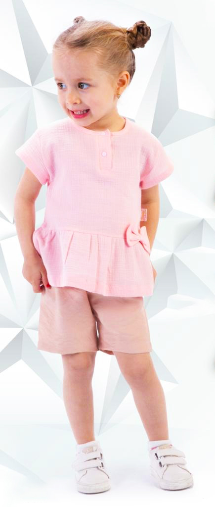Costumaș roz pentru fetițe din pânză cu tricou și pantaloni scurți (6-24 luni)